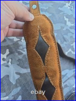 Aa&e White Stitched Suede 2 Diamond Suede Backed Leather Rifle Sling