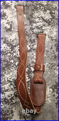 BROWNING STITCHED TOOLED WHITETAIL BUCK LEATHER RIFLE SLING With SWIVELS