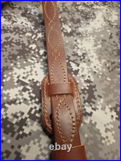 BROWNING STITCHED TOOLED WHITETAIL BUCK LEATHER RIFLE SLING With SWIVELS
