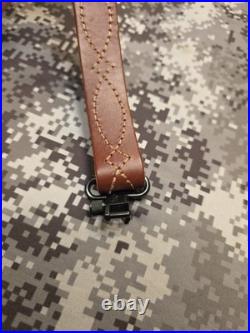 BROWNING STITCHED TOOLED WHITETAIL BUCK LEATHER RIFLE SLING With SWIVELS