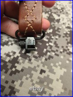 BROWNING STITCHED TOOLED WHITETAIL BUCK LEATHER RIFLE SLING With SWIVELS