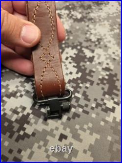 BROWNING STITCHED TOOLED WHITETAIL BUCK LEATHER RIFLE SLING With SWIVELS