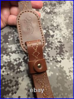 BROWNING STITCHED TOOLED WHITETAIL BUCK LEATHER RIFLE SLING With SWIVELS