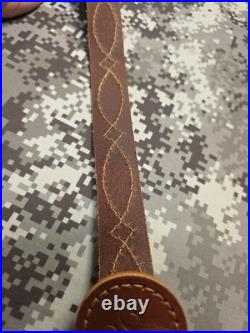 BROWNING STITCHED TOOLED WHITETAIL BUCK LEATHER RIFLE SLING With SWIVELS