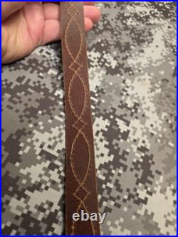 BROWNING STITCHED TOOLED WHITETAIL BUCK LEATHER RIFLE SLING With SWIVELS