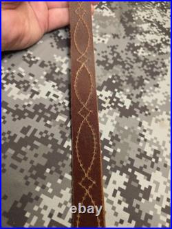 BROWNING STITCHED TOOLED WHITETAIL BUCK LEATHER RIFLE SLING With SWIVELS