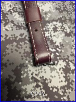 BROWNING WHITE STITCHED DESIGN SUEDE BACKED LEATHER RIFLE GUN SLING With SWIVELS