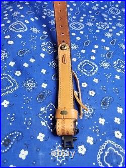 Bianchi #72 Cobra Grande White Stitched Sheep Backed Leather Thumb Rifle Sling