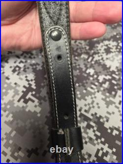 Browning White Stitched Design Black Leather Rifle Sling With Swivels