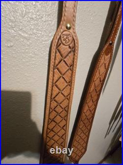 Hand crafted leather rifle sling