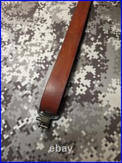 Hunter White Stitched Tooled Suede Backed Padded Leather Thumb Loop Rifle Sling