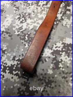 Hunter White Stitched Tooled Suede Backed Padded Leather Thumb Loop Rifle Sling