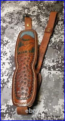 Vintage Hunter White Stitched Tooled Whitetail Scene Padded Suede Backed Sling